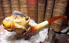 LARGE CARVED SEA FOAM PIPE depicting a bulldog with muzzle,