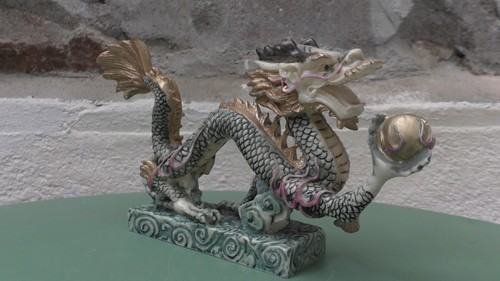 Sculpture dragon chinois en - dragon,