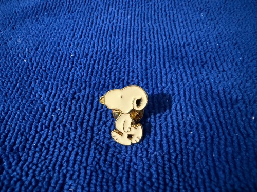 Pin pins snoopy - pin's, bd
