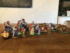 LOT ÉLÉMENTS DE CRÈCHE