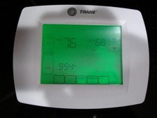 TRANE TCONT802AS32DAA TOUCHSCREEN PROGRAMMABLE THERMOSTAT 3HEAT/2COOL W/MANUAL