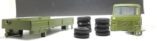 Vrai dinky toys - toys,