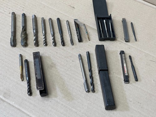 Lot tarauds divers - lot,
