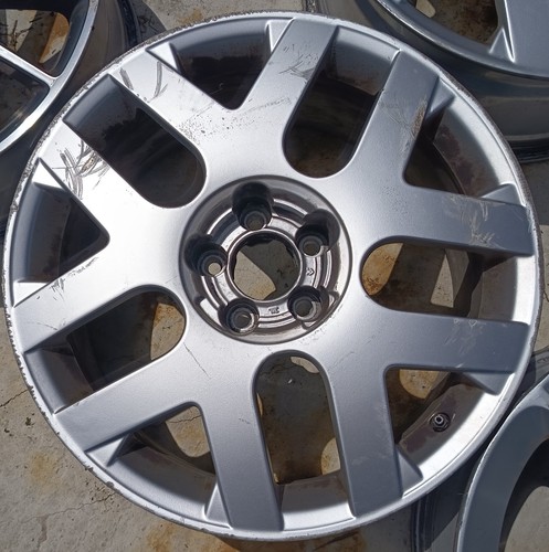Jante alu pouces citroen c6 - 18,