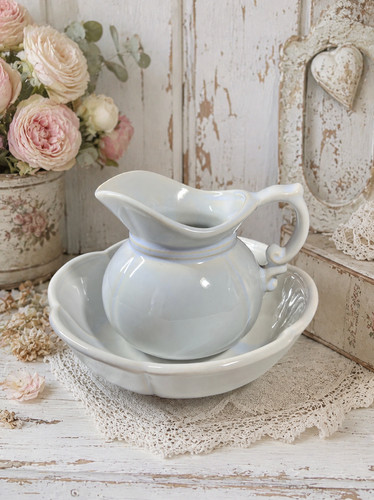 Ancien petit pichet bassine - petit,