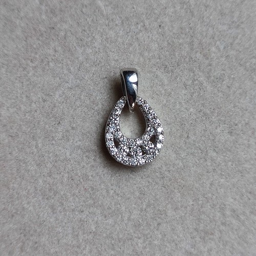 Pendentif 375 1000 - pendentif, or
