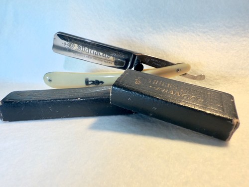 Rare vintage rasoir - , coupe