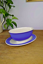 Saucière "Villeroy & Boch M", made in Sarre, décor "Orléans", bleu pastel