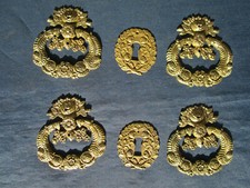 4 poignées 2 entrées serrure