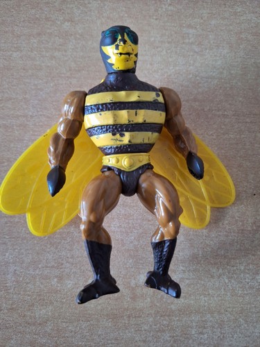 Motu buzz off - off, maitres