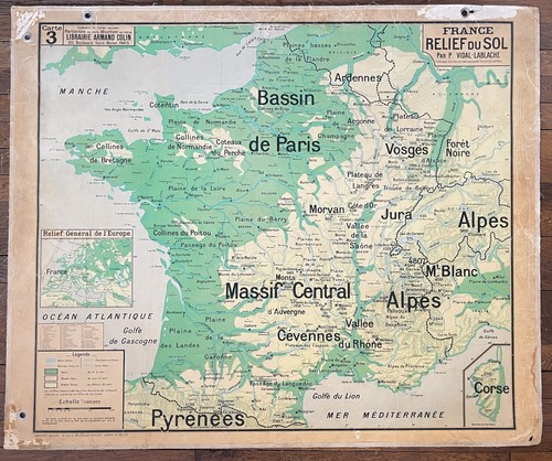 Ancienne carte scolaire - 🌍,