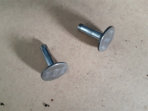 Poussoirs soupapes de - de,