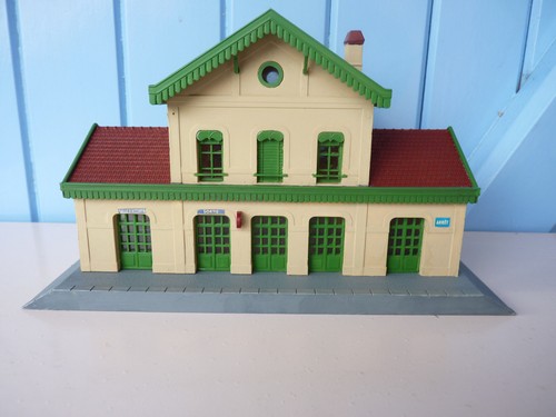 Jouef gare lusigny - ho,