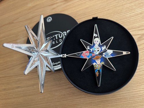Jumbo pins disney - pins, adventure