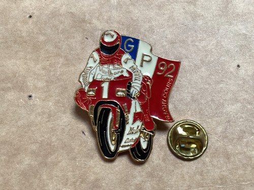 Pins magny cours - 92,