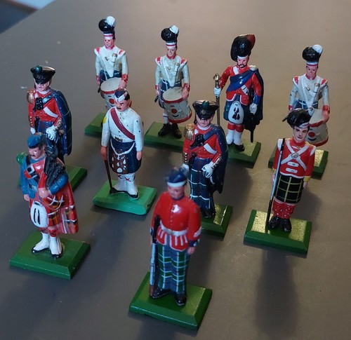 Figurines militaire en - 10,