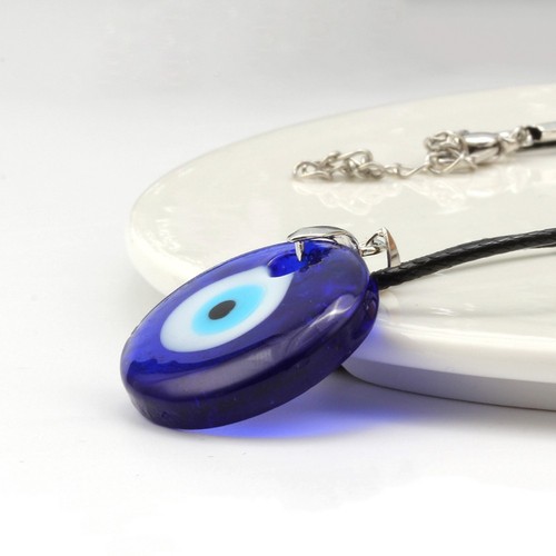 Elégant collier pendentif
