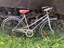 Vélo Peugeot femme vintage À