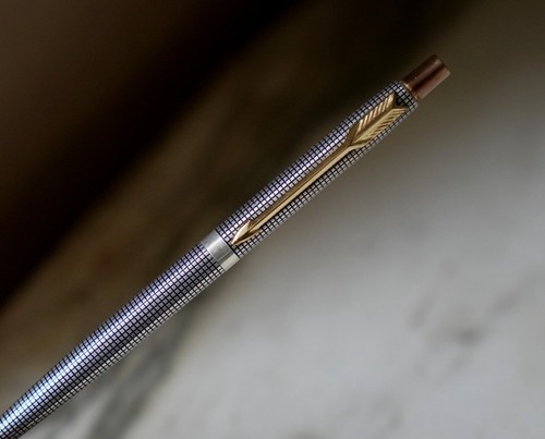 Magnifique stylo bille parker - stylo,
