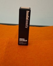 Huda Beauty Faux Filter Color