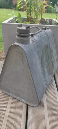 Rare bidon triangulaire ltr - bidon,