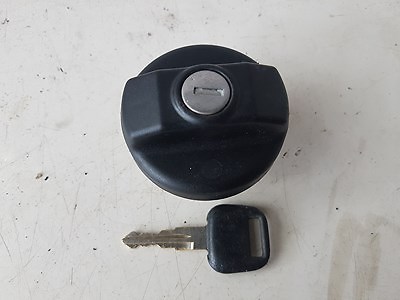 Bouchon réservoir avec une