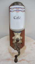 ANCIEN  moulin à café mural