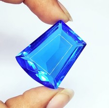 Pierre précieuse lâche