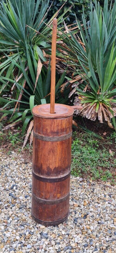 Ancienne grande baratte - grande,