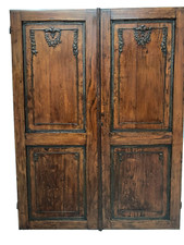 Double portes de placards en chêne sculpté XX siècle