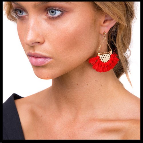 Jolie boucle oreille noir - boucle,