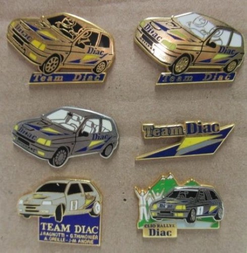 Lot pin renault clio - de, pin's
