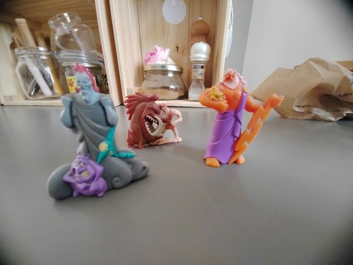 Lot figurine disney - lot,
