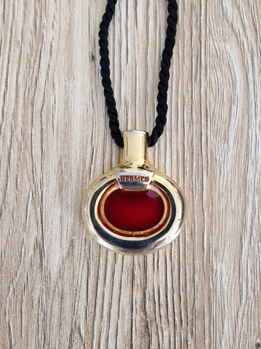 Superbe collier diffuseur de - superbe,