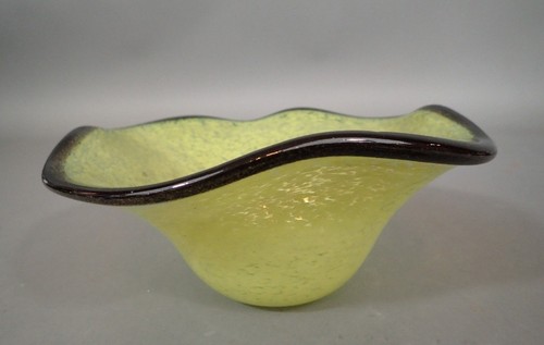 Yellow marble glass cup - , •