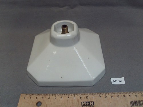 Ancien socle base ou - ancien,