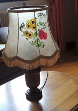 Lampe avec pied en bois et
