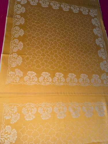 Tissu soie damassé