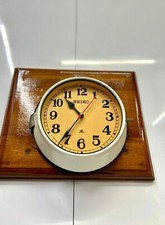 Horloge à quartz Seiko