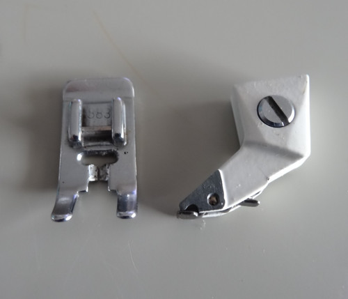 Pied standard zig - -zag, support