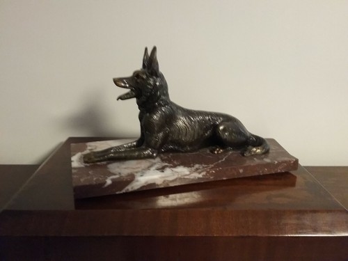 Grande sculpture chien berger - grande,