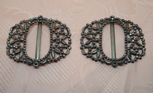 Grandes boucles chaussures - de,