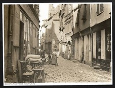 1986 -- flea market store in Rochefort en terre avant 1914 3r780