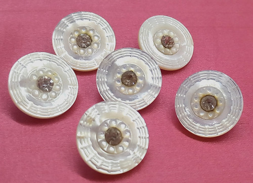 Rares anciens boutons en - rares,