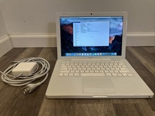 Apple MacBook 13.3 Inch 2009 White 2.0 GHz Core 2 Duo 4GB 256GB SSD