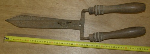 Old tool outil ancien cisaille - ancien,
