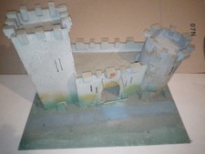 JOUET ANCIEN CHATEAU FORT