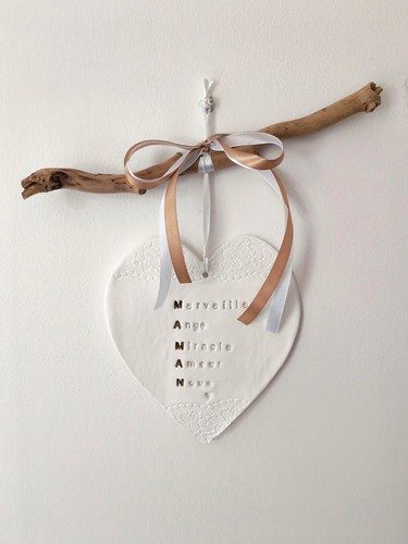 Coeur argile sur bois - , flotté