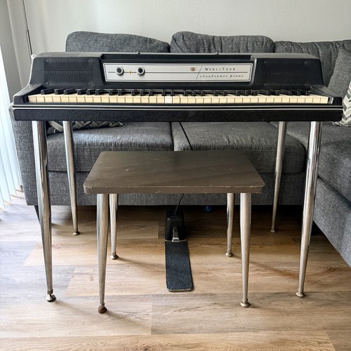 1977 wurlitzer 200a - ,