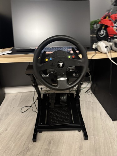 Vend volant thrusmaster - volant,